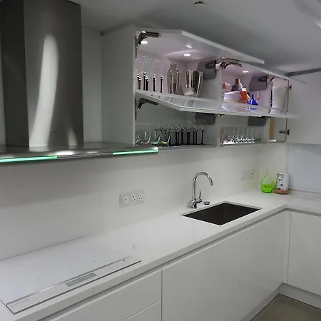 Апартаменты Seafront Penthouse Лимасол